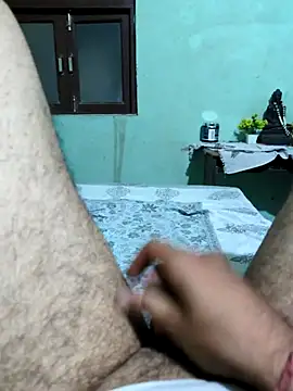 newoneforyo online show from April 29, 2026, 6:47 pm