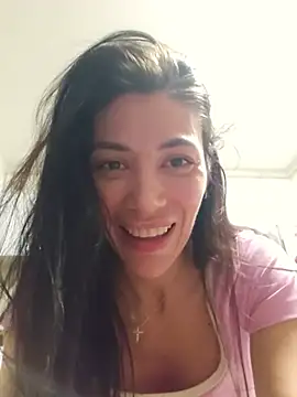 Snapshot of Leena_C chatting on June 3, 2026, 6:23 pm Leena C online show from June 3, 2026, 6:23 pm