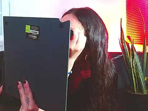 cleodoranoir online show from February 11, 2026, 2:06 pm