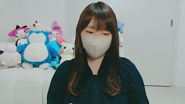 yuyuchan   online show from April 16, 2026, 11:00 am