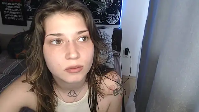 AlienforTwenty online show from April 5, 2026, 12:12 pm