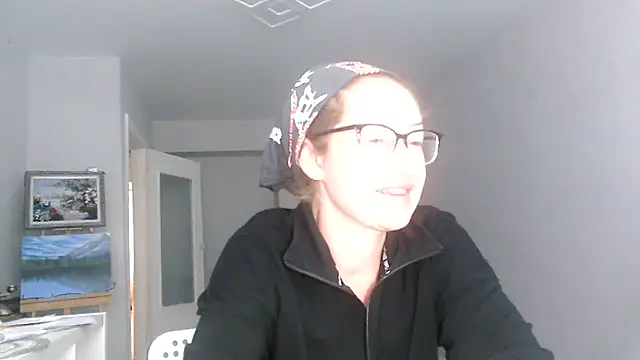 Snapshot of Alice_newhome chatting on June 21, 2026, 1:28 pm Alice newhome online show from June 21, 2026, 1:28 pm