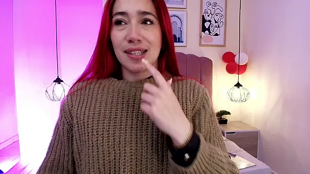 Snapshot of Celestee15_ chatting on April 27, 2026, 11:19 am Celestee15 online show from April 27, 2026, 11:19 am