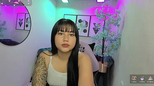 Snapshot of Carolina_cherry chatting on June 26, 2026, 12:44 pm Carolina cherry online show from June 26, 2026, 12:44 pm