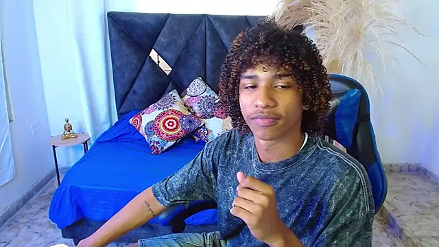 angelll18  online show from February 28, 2026, 8:30 pm