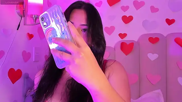 CataVelasco online show from February 15, 2026, 12:44 am