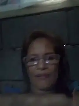 Petite elise online show from February 6, 2026, 4:19 am