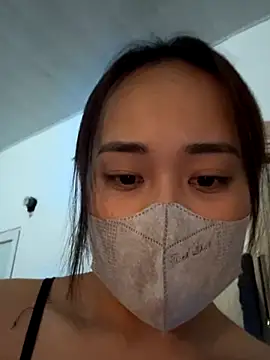 NinaBaby22 online show from December 19, 2025, 5:48 pm