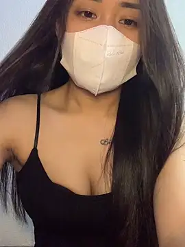 NinaBaby22 online show from May 19, 2026, 7:26 am
