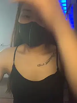 NinaBaby22 online show from April 3, 2026, 6:42 am