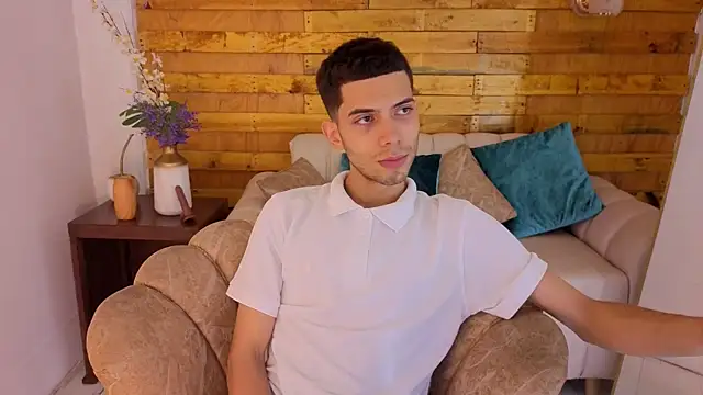 prettyboyy 13 online show from January 10, 2026, 8:04 pm