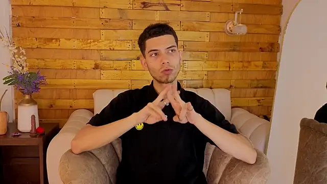 prettyboyy 13 online show from January 12, 2026, 8:15 pm