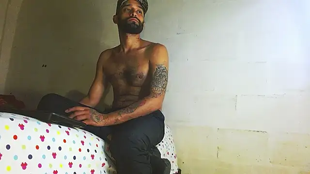 Snapshot of Alex_Flame_ chatting on May 14, 2026, 3:36 am Alex Flame online show from May 14, 2026, 3:36 am