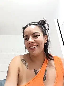 luluclark69 online show from March 5, 2026, 1:51 pm