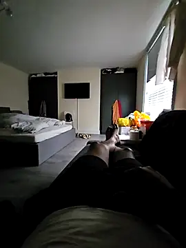 Snapshot of Gnax1 chatting on January 12, 2026, 12:23 pm Gnax1 online show from January 12, 2026, 12:23 pm