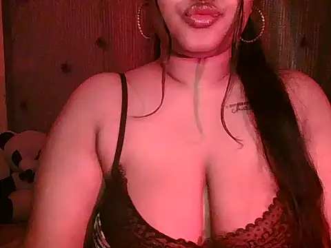 Snapshot of sonal-6 chatting on April 21, 2026, 8:48 pm sonal-6 online show from April 21, 2026, 8:48 pm