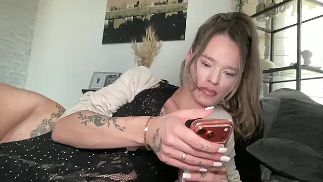 vinique99 online show from March 23, 2026, 11:10 am