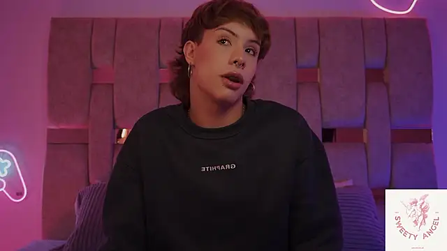  SweetyAngel  online show from January 14, 2026, 11:47 am