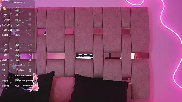  SweetyAngel  online show from December 17, 2025, 7:52 pm