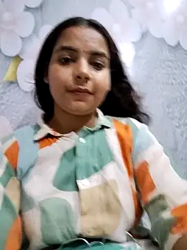 Himani 0122 online show from June 17, 2026, 5:40 am