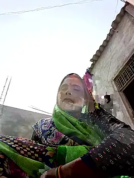 Snapshot of Shreya_pandit chatting on January 11, 2026, 7:15 am Shreya pandit online show from January 11, 2026, 7:15 am