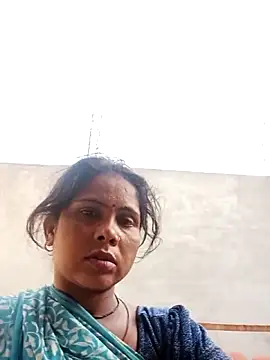 Snapshot of Shreya_pandit chatting on May 16, 2026, 1:26 am Shreya pandit online show from May 16, 2026, 1:26 am