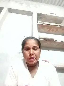 Snapshot of Shreya_pandit chatting on January 14, 2026, 8:23 pm Shreya pandit online show from January 14, 2026, 8:23 pm