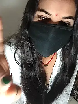 Pooja Love143 online show from March 11, 2026, 5:12 am