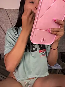 Val12777 online show from March 6, 2026, 12:11 pm