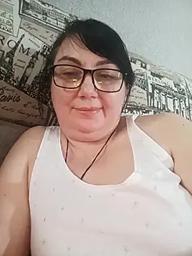 MariSwan222 online show from April 18, 2026, 2:30 pm