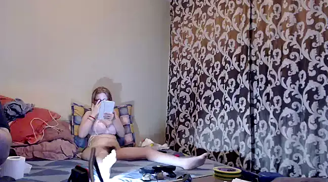 yunis32 online show from February 22, 2025, 9:15 pm