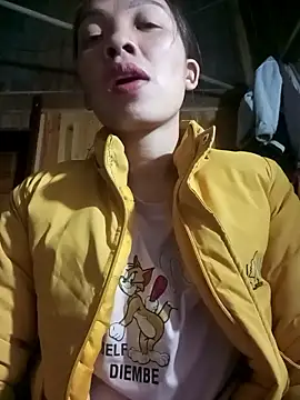 Snapshot of Andrea-688 chatting on January 19, 2026, 12:09 pm Andrea-688 online show from January 19, 2026, 12:09 pm