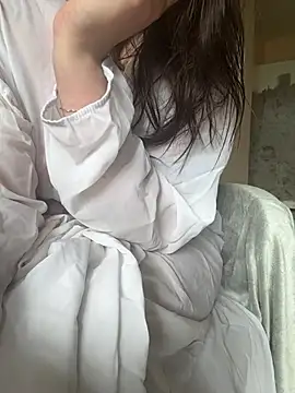 Snapshot of Lira_Fayeee chatting on July 21, 2026, 8:15 am Lira Fayeee online show from July 21, 2026, 8:15 am