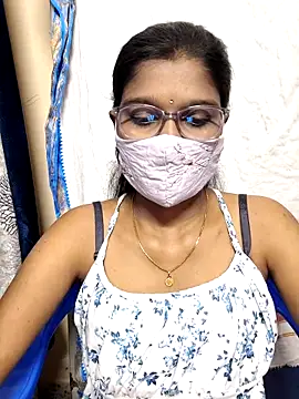 Snapshot of Nithya_Nith chatting on February 22, 2026, 6:20 pm Nithya Nith online show from February 22, 2026, 6:20 pm