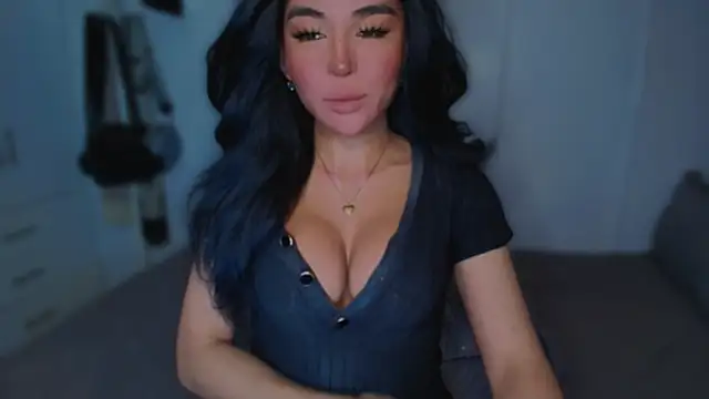 Snapshot of mxshemale_ladyboy chatting on March 11, 2025, 12:00 am mxshemale ladyboy online show from March 11, 2025, 12:00 am