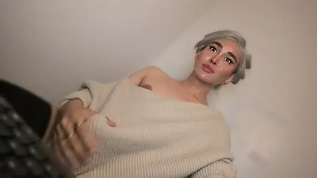 mxshemale ladyboy online show from April 8, 2026, 3:13 pm