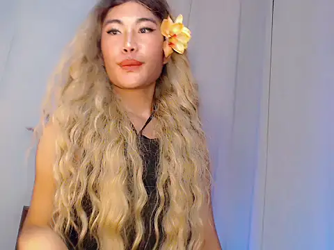 MIASEX980271 online show from March 29, 2026, 7:59 pm