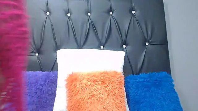 TemptingCloeXx online show from April 10, 2026, 6:26 pm