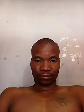 thabisozxz online show from April 18, 2026, 9:44 am