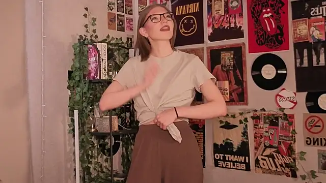 Snapshot of JeaneneWoltz chatting on January 10, 2026, 9:37 am JeaneneWoltz online show from January 10, 2026, 9:37 am