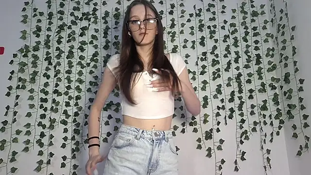 LisaBoddy online show from February 8, 2026, 2:04 pm