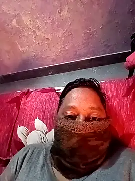 Caterosee online show from December 18, 2025, 10:02 pm