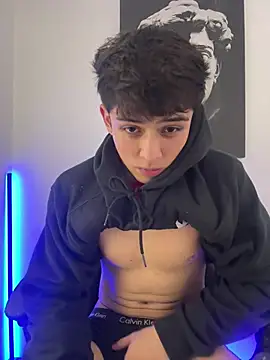 lian fooxx online show from April 29, 2026, 11:33 pm