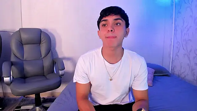 Snapshot of _TaylorBlack chatting on January 14, 2026, 11:36 am TaylorBlack online show from January 14, 2026, 11:36 am