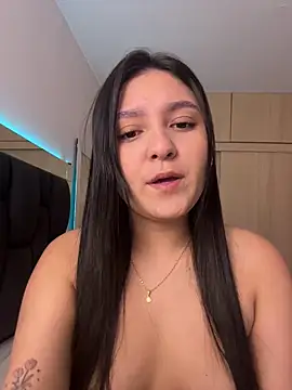 Snapshot of Camila_sanchez25 chatting on July 10, 2026, 8:20 pm Camila sanchez25 online show from July 10, 2026, 8:20 pm