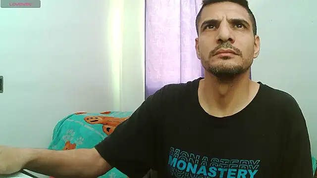 Adam Arango online show from January 6, 2026, 1:37 pm