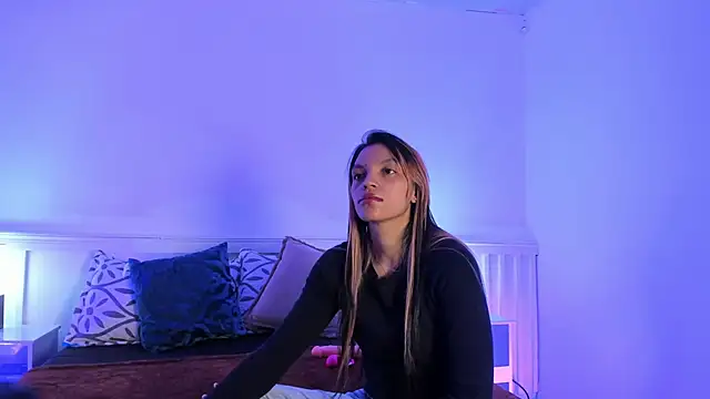 Ishtar 24 online show from December 20, 2025, 11:13 am