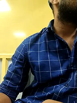 bnglrboy0886 online show from June 4, 2026, 1:05 pm
