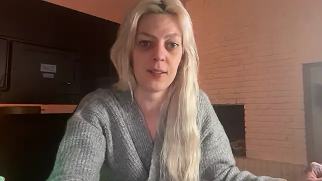 Melina Diamond online show from January 7, 2026, 2:49 am