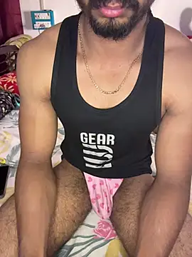 Snapshot of hot_gym_b0y chatting on April 6, 2026, 7:26 pm hot gym b0y online show from April 6, 2026, 7:26 pm